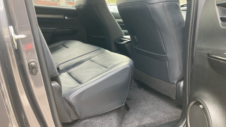 Toyota Hilux Diesel Invincible X D/Cab Pick Up 2.4 D-4D